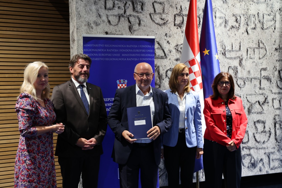 Svečano uručivanje Ugovora i Odluka o financiranju